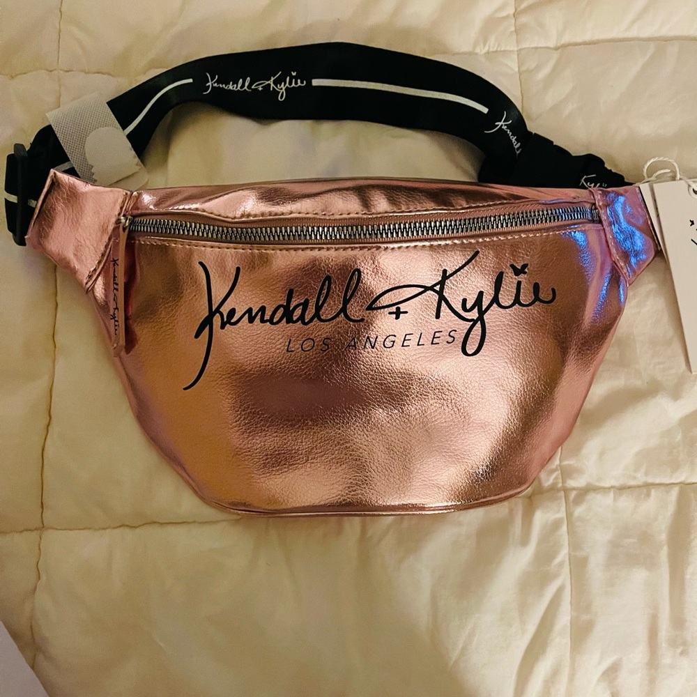 Fanny packs - Picture 2 of 9